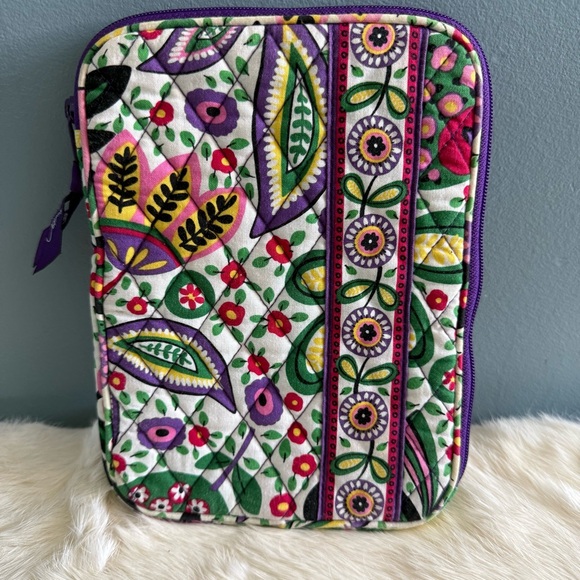 Vera Bradley Handbags - Vera Bradley Viva La Vera e-Reader Mini iPad Tablet Sleeve